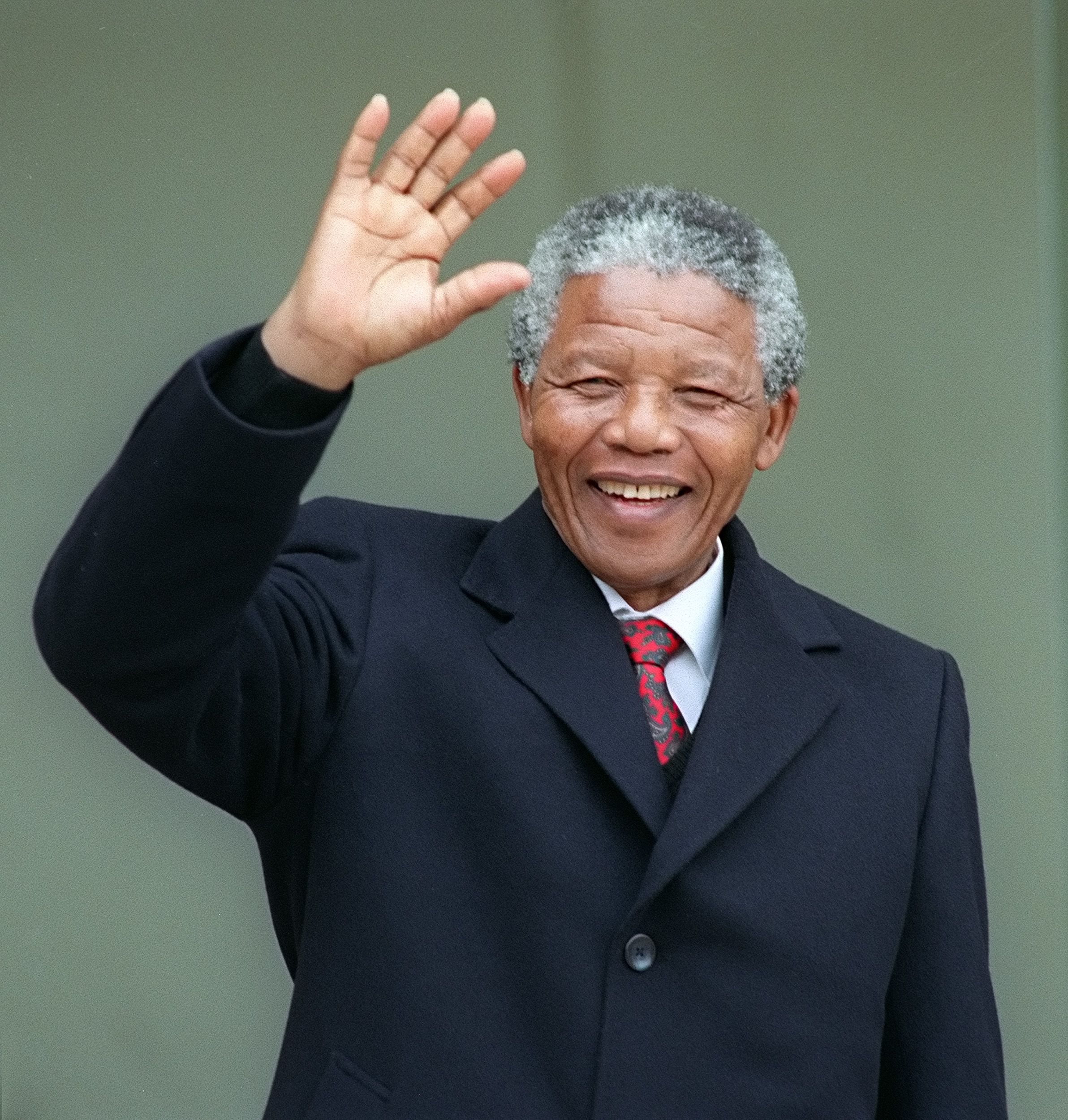 South Africans Neglect Mandela's Directive: 'It is in Your Hands'