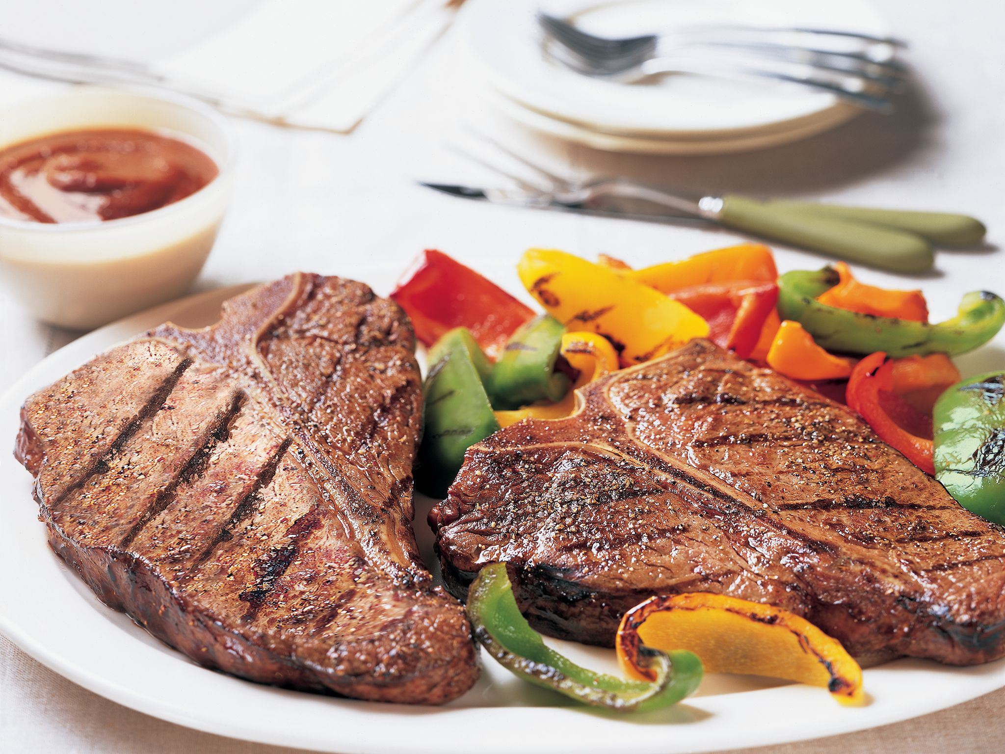 Tantalize Your Taste Buds with this Mouth-Watering Braai-Spiced T-Bone Steak Recipe
