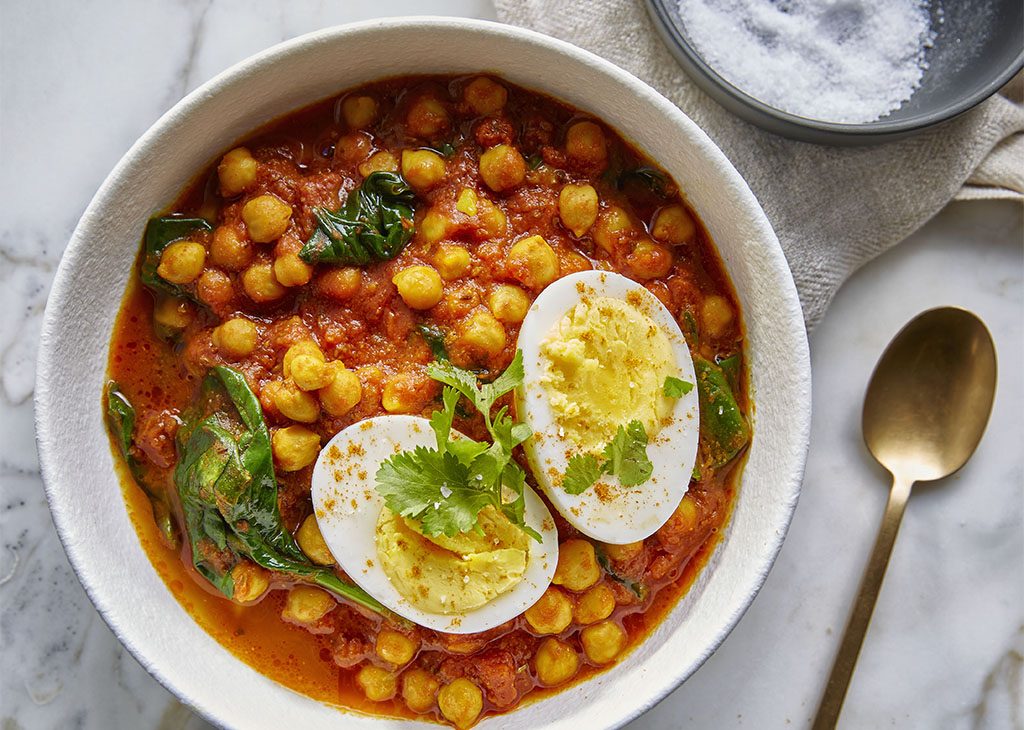 Chickpea, spinach and egg curry