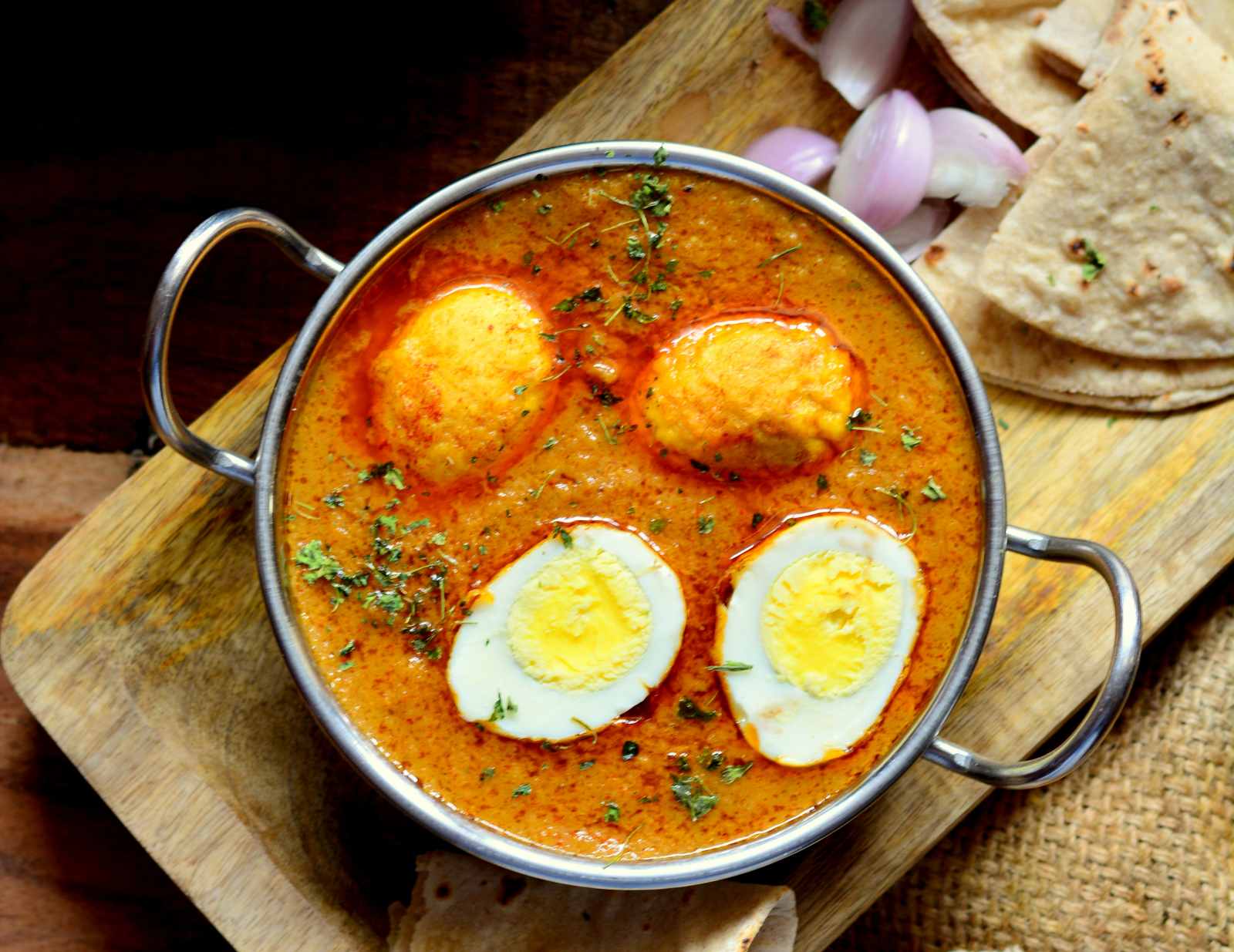 Egg coconut masala curry (egg moilee)