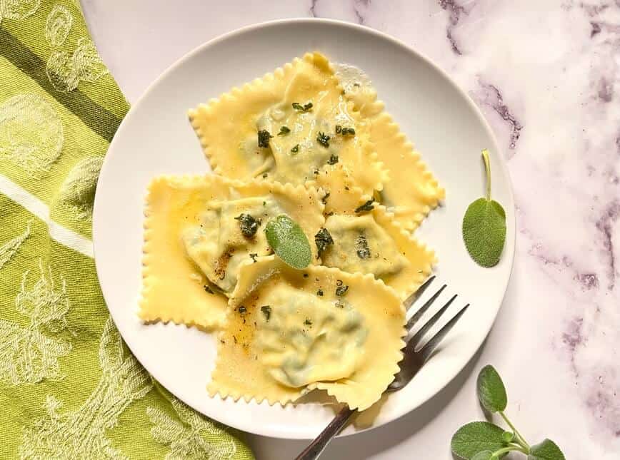 Spinach and ricotta ravioli with sage butter