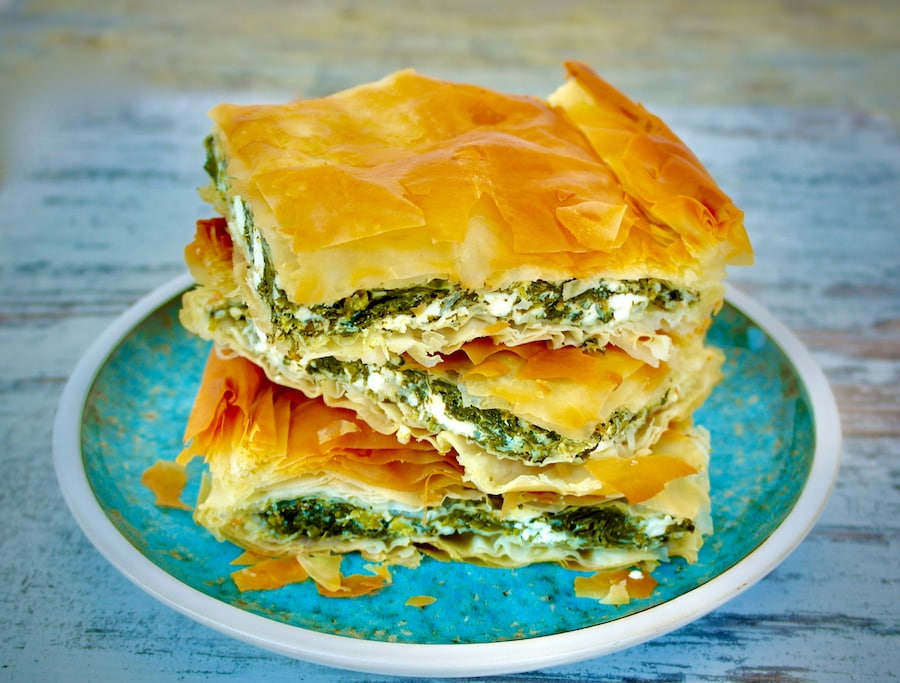 Green vegetable and feta pie