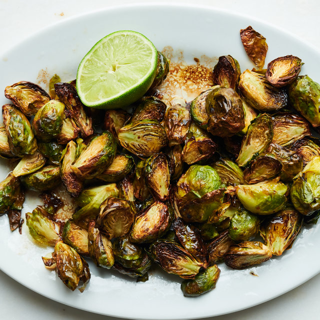 Air fryer roast sprouts