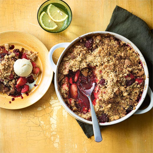 Blackberry and pear crumble