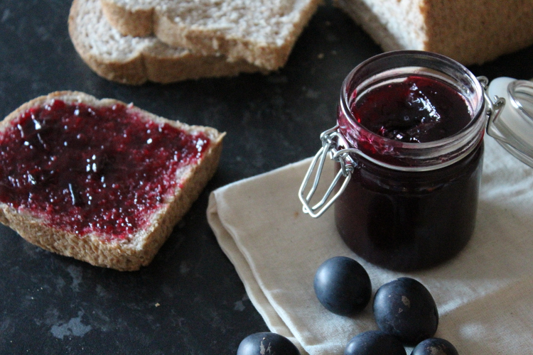 Damson jam