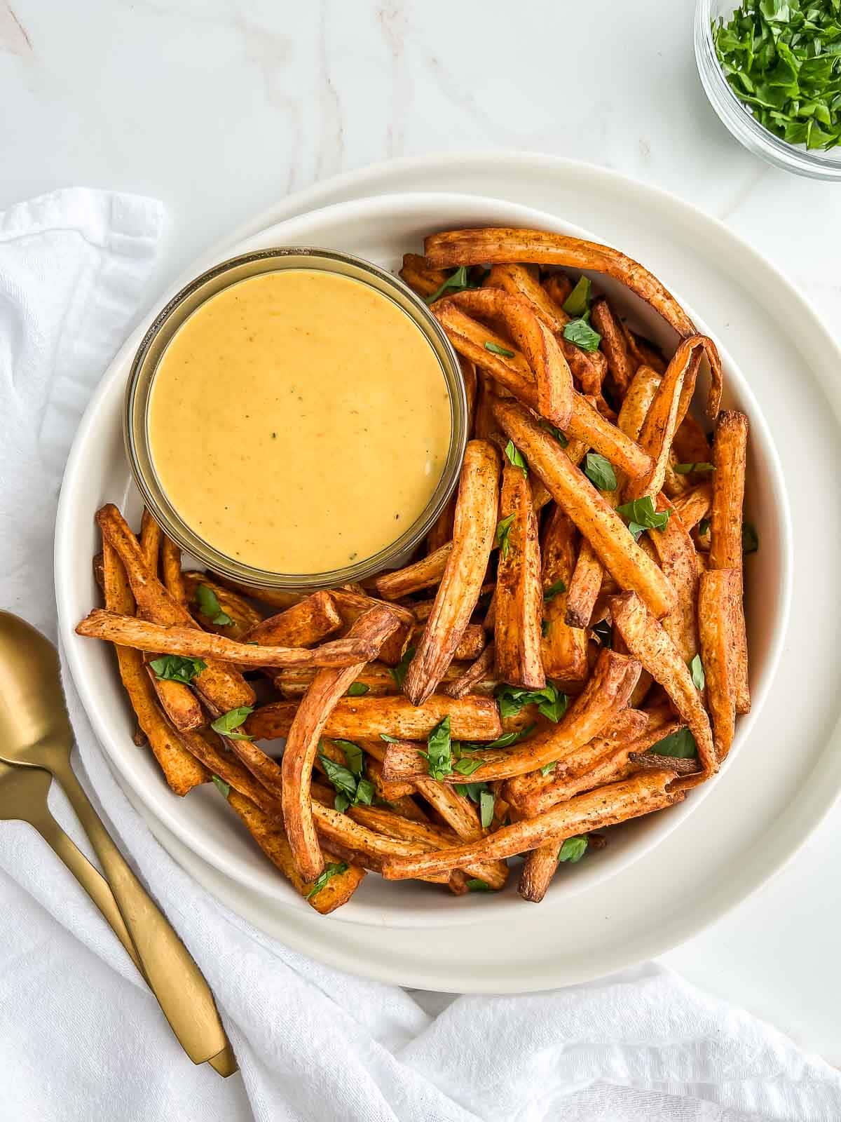 Air fryer parsnips with cinnamon and orange