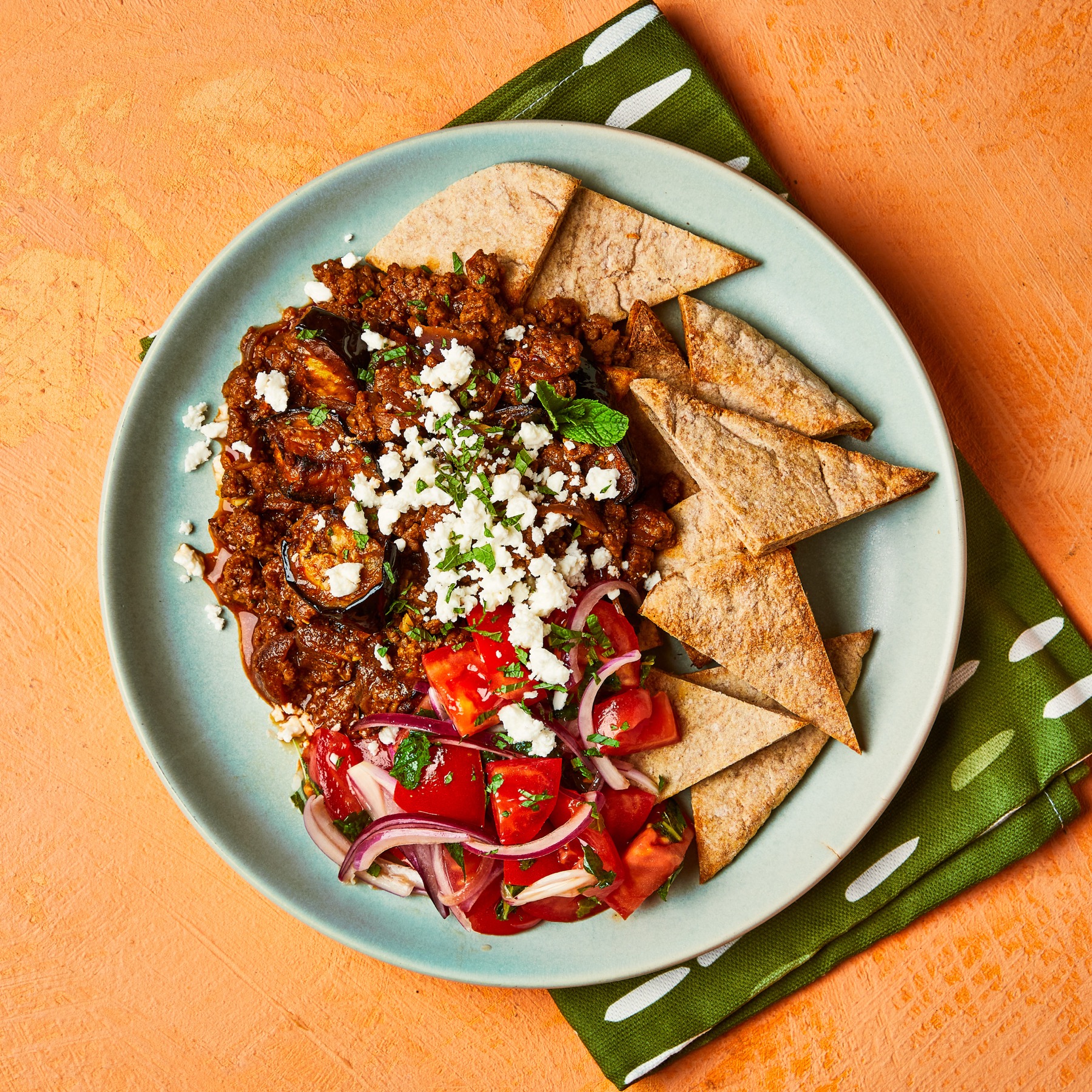 Beef and aubergine fatteh