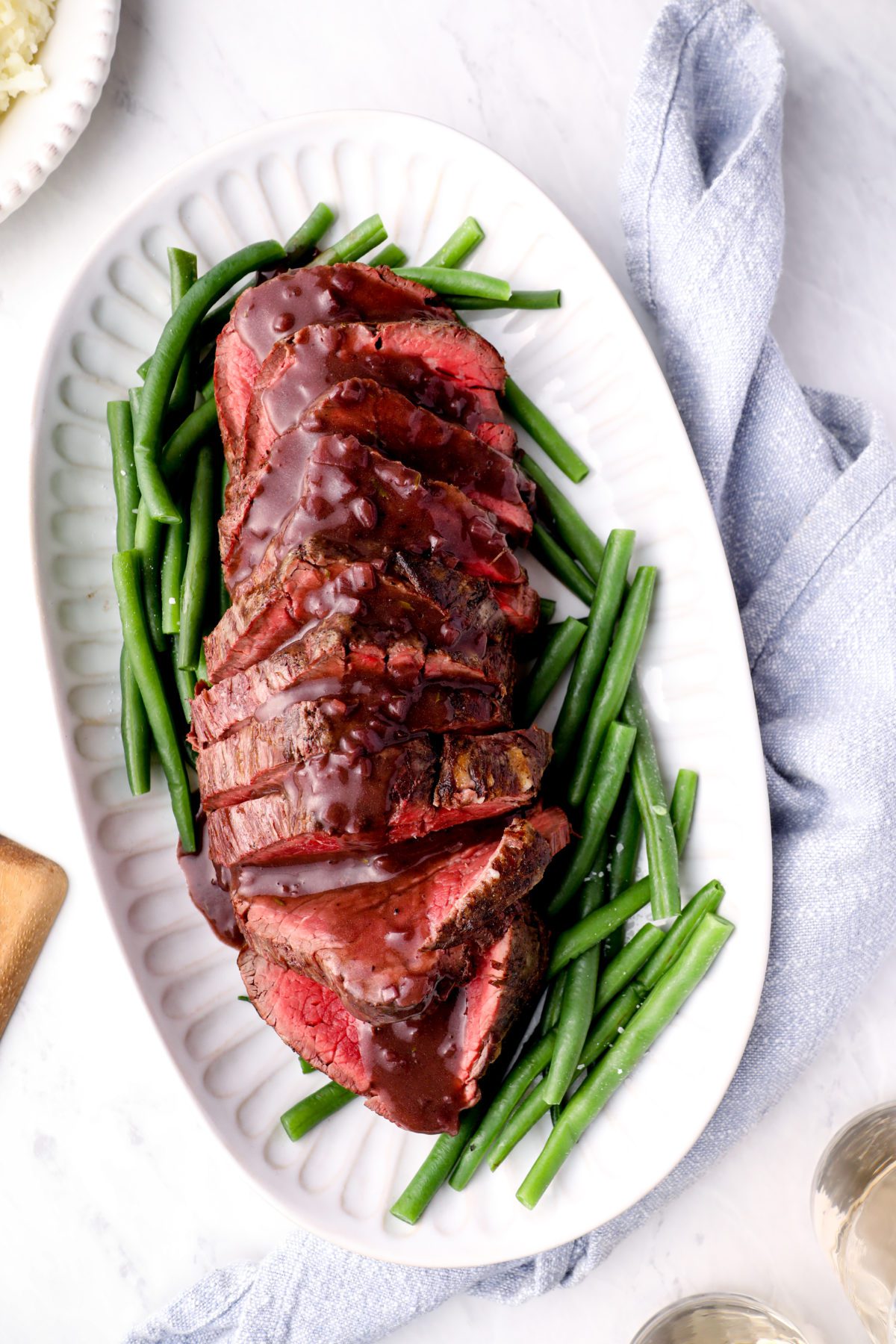 Peppered fillet of beef with mustard, thyme and brandy sauce