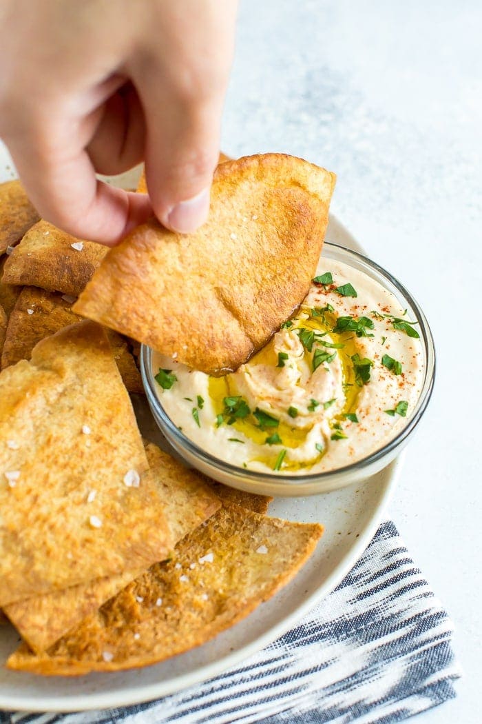 Spiced crispy pitta chips and chickpeas