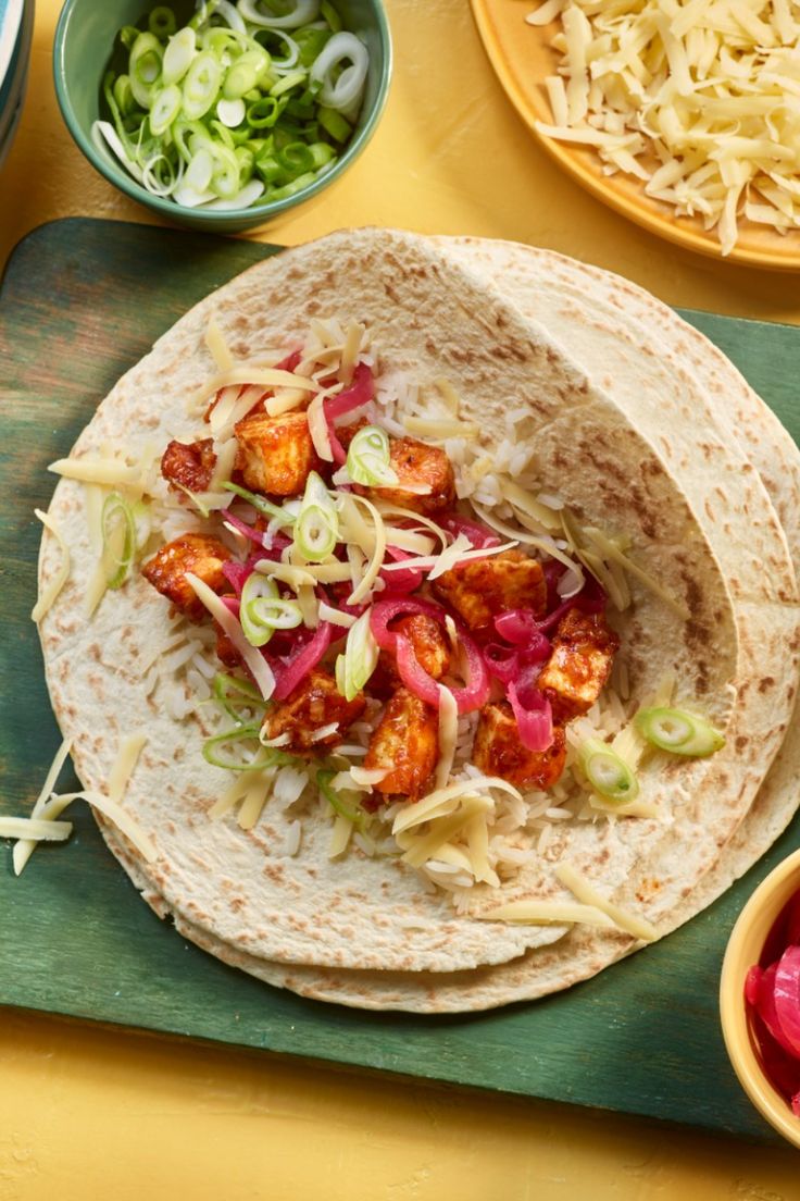 Ever-ready halloumi burritos