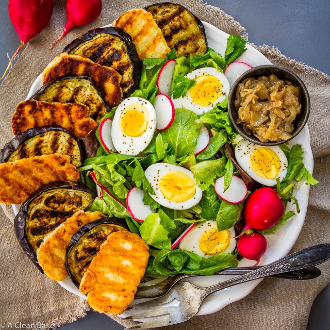 Halloumi salad