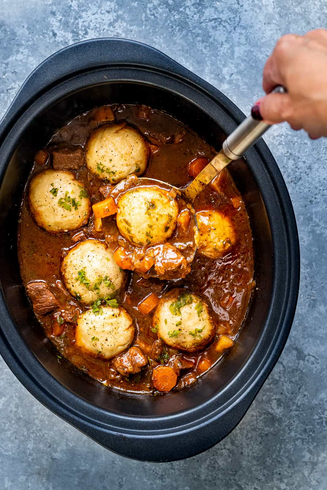 slow cooker beef stew and dumplings