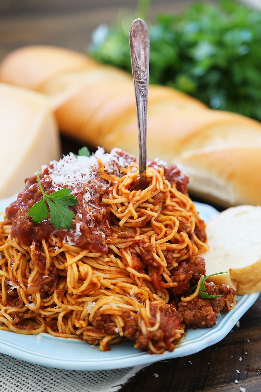 Easy slow cooker spaghetti bolognese